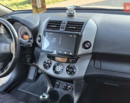 Серый Тойота РАВ 4, объемом двигателя 2.23 л и пробегом 293 тыс. км за 7999 $, фото 79 на Automoto.ua