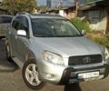 Серый Тойота РАВ 4, объемом двигателя 2 л и пробегом 220 тыс. км за 9800 $, фото 1 на Automoto.ua