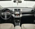 Серый Тойота РАВ 4, объемом двигателя 2 л и пробегом 190 тыс. км за 11700 $, фото 6 на Automoto.ua