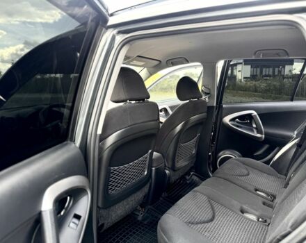 Серый Тойота РАВ 4, объемом двигателя 2 л и пробегом 241 тыс. км за 9400 $, фото 14 на Automoto.ua