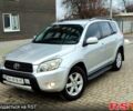 Серый Тойота РАВ 4, объемом двигателя 24 л и пробегом 139 тыс. км за 9900 $, фото 1 на Automoto.ua