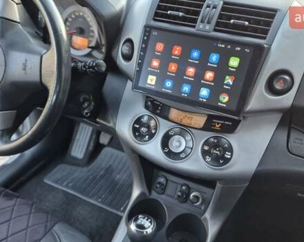 Серый Тойота РАВ 4, объемом двигателя 2.23 л и пробегом 293 тыс. км за 7999 $, фото 69 на Automoto.ua