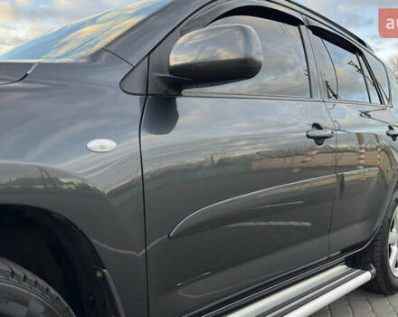 Сірий Тойота РАВ 4, об'ємом двигуна 2 л та пробігом 90 тис. км за 12300 $, фото 74 на Automoto.ua