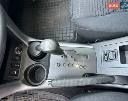 Серый Тойота РАВ 4, объемом двигателя 2 л и пробегом 213 тыс. км за 9999 $, фото 25 на Automoto.ua