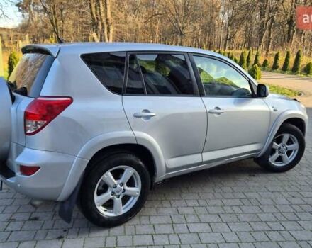 Серый Тойота РАВ 4, объемом двигателя 2.23 л и пробегом 293 тыс. км за 7999 $, фото 102 на Automoto.ua