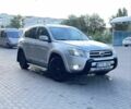 Сірий Тойота РАВ 4, об'ємом двигуна 2.2 л та пробігом 340 тис. км за 4950 $, фото 1 на Automoto.ua