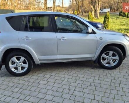 Серый Тойота РАВ 4, объемом двигателя 2.23 л и пробегом 293 тыс. км за 7999 $, фото 101 на Automoto.ua