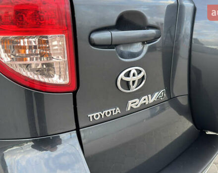 Сірий Тойота РАВ 4, об'ємом двигуна 2 л та пробігом 90 тис. км за 12300 $, фото 59 на Automoto.ua
