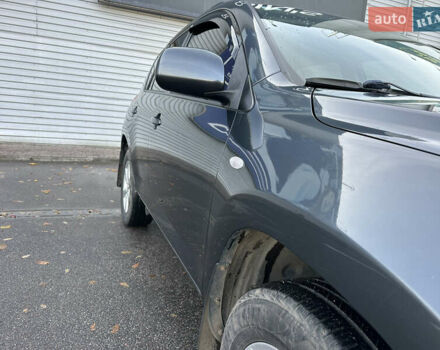 Серый Тойота РАВ 4, объемом двигателя 2 л и пробегом 213 тыс. км за 9999 $, фото 6 на Automoto.ua