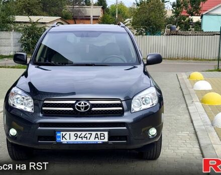 Серый Тойота РАВ 4, объемом двигателя 2 л и пробегом 191 тыс. км за 9500 $, фото 2 на Automoto.ua