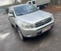 Сірий Тойота РАВ 4, об'ємом двигуна 2.2 л та пробігом 239 тис. км за 5550 $, фото 1 на Automoto.ua