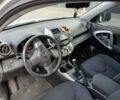 Серый Тойота РАВ 4, объемом двигателя 2 л и пробегом 260 тыс. км за 10100 $, фото 8 на Automoto.ua