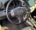 Серый Тойота РАВ 4, объемом двигателя 2.4 л и пробегом 172 тыс. км за 11200 $, фото 2 на Automoto.ua