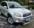 Сірий Тойота РАВ 4, об'ємом двигуна 2 л та пробігом 150 тис. км за 10800 $, фото 2 на Automoto.ua