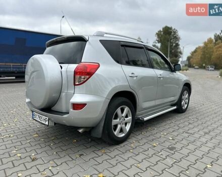 Серый Тойота РАВ 4, объемом двигателя 2 л и пробегом 309 тыс. км за 8950 $, фото 11 на Automoto.ua