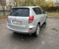 Серый Тойота РАВ 4, объемом двигателя 2.2 л и пробегом 239 тыс. км за 5700 $, фото 2 на Automoto.ua