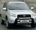 Серый Тойота РАВ 4, объемом двигателя 2 л и пробегом 236 тыс. км за 2500 $, фото 1 на Automoto.ua