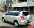 Серый Тойота РАВ 4, объемом двигателя 24 л и пробегом 139 тыс. км за 9900 $, фото 1 на Automoto.ua
