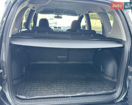 Серый Тойота РАВ 4, объемом двигателя 2 л и пробегом 213 тыс. км за 9999 $, фото 35 на Automoto.ua