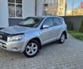 Серый Тойота РАВ 4, объемом двигателя 2.23 л и пробегом 293 тыс. км за 7999 $, фото 2 на Automoto.ua