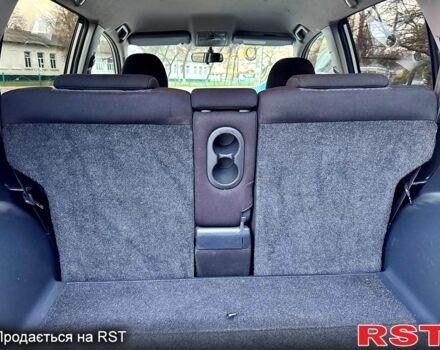 Сірий Тойота РАВ 4, об'ємом двигуна 2.2 л та пробігом 175 тис. км за 9650 $, фото 7 на Automoto.ua