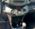 Сірий Тойота РАВ 4, об'ємом двигуна 2 л та пробігом 229 тис. км за 11000 $, фото 10 на Automoto.ua