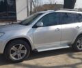 Серый Тойота РАВ 4, объемом двигателя 2.2 л и пробегом 202 тыс. км за 13582 $, фото 1 на Automoto.ua