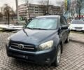 Серый Тойота РАВ 4, объемом двигателя 2.2 л и пробегом 280 тыс. км за 5500 $, фото 1 на Automoto.ua