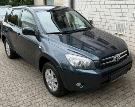 Серый Тойота РАВ 4, объемом двигателя 0 л и пробегом 229 тыс. км за 1909 $, фото 2 на Automoto.ua