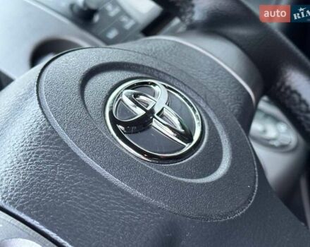 Сірий Тойота РАВ 4, об'ємом двигуна 2.23 л та пробігом 175 тис. км за 9650 $, фото 20 на Automoto.ua