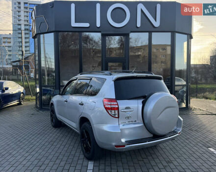 Сірий Тойота РАВ 4, об'ємом двигуна 2.5 л та пробігом 251 тис. км за 9499 $, фото 6 на Automoto.ua