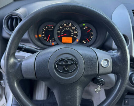 Сірий Тойота РАВ 4, об'ємом двигуна 2.5 л та пробігом 251 тис. км за 9499 $, фото 9 на Automoto.ua