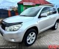 Сірий Тойота РАВ 4, об'ємом двигуна 2.2 л та пробігом 175 тис. км за 9650 $, фото 4 на Automoto.ua