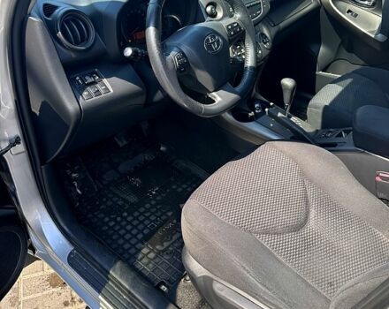 Сірий Тойота РАВ 4, об'ємом двигуна 2 л та пробігом 229 тис. км за 11000 $, фото 11 на Automoto.ua