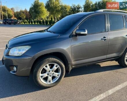 Серый Тойота РАВ 4, объемом двигателя 2.2 л и пробегом 199 тыс. км за 10500 $, фото 8 на Automoto.ua