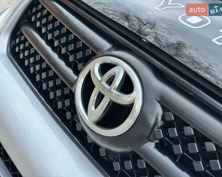 Сірий Тойота РАВ 4, об'ємом двигуна 2.23 л та пробігом 175 тис. км за 9650 $, фото 8 на Automoto.ua