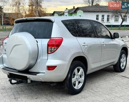 Сірий Тойота РАВ 4, об'ємом двигуна 2.23 л та пробігом 175 тис. км за 9650 $, фото 4 на Automoto.ua