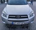 Серый Тойота РАВ 4, объемом двигателя 2.2 л и пробегом 191 тыс. км за 11250 $, фото 1 на Automoto.ua