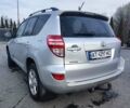Сірий Тойота РАВ 4, об'ємом двигуна 2.2 л та пробігом 191 тис. км за 10800 $, фото 9 на Automoto.ua