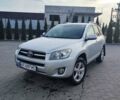 Сірий Тойота РАВ 4, об'ємом двигуна 2.2 л та пробігом 191 тис. км за 10800 $, фото 5 на Automoto.ua