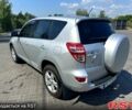 Сірий Тойота РАВ 4, об'ємом двигуна 2 л та пробігом 229 тис. км за 11000 $, фото 6 на Automoto.ua