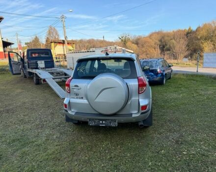 Серый Тойота РАВ 4, объемом двигателя 2.2 л и пробегом 300 тыс. км за 4000 $, фото 4 на Automoto.ua