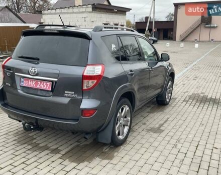 Серый Тойота РАВ 4, объемом двигателя 2.2 л и пробегом 288 тыс. км за 13200 $, фото 12 на Automoto.ua