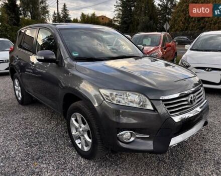 Сірий Тойота РАВ 4, об'ємом двигуна 2 л та пробігом 137 тис. км за 7700 $, фото 9 на Automoto.ua