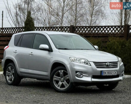 Серый Тойота РАВ 4, объемом двигателя 2.2 л и пробегом 279 тыс. км за 12600 $, фото 3 на Automoto.ua