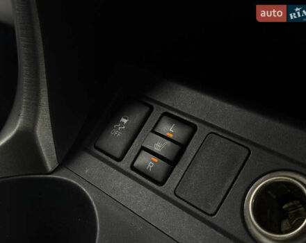 Серый Тойота РАВ 4, объемом двигателя 2.2 л и пробегом 279 тыс. км за 12600 $, фото 27 на Automoto.ua