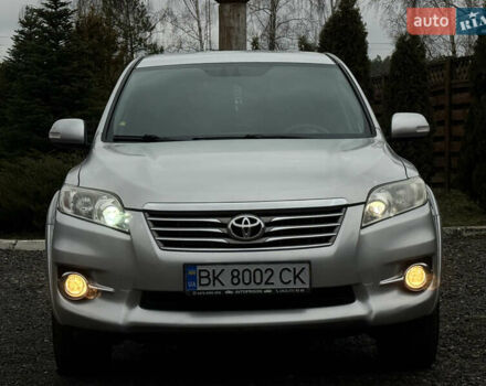 Серый Тойота РАВ 4, объемом двигателя 2.2 л и пробегом 279 тыс. км за 12600 $, фото 4 на Automoto.ua