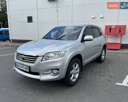 Серый Тойота РАВ 4, объемом двигателя 2.2 л и пробегом 291 тыс. км за 10699 $, фото 2 на Automoto.ua