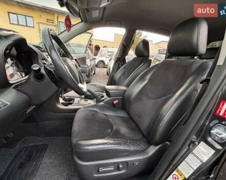 Сірий Тойота РАВ 4, об'ємом двигуна 2 л та пробігом 137 тис. км за 7700 $, фото 15 на Automoto.ua