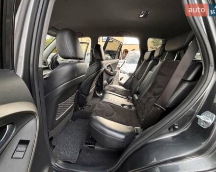 Сірий Тойота РАВ 4, об'ємом двигуна 2 л та пробігом 137 тис. км за 7700 $, фото 13 на Automoto.ua